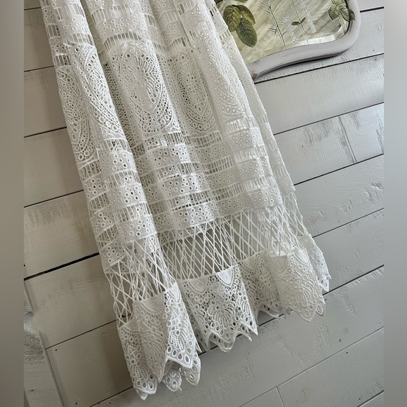 White crochet skirt - Picture 4 of 5